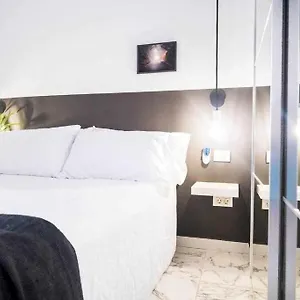 The Black House In Apartamento Costa Adeje (Tenerife)